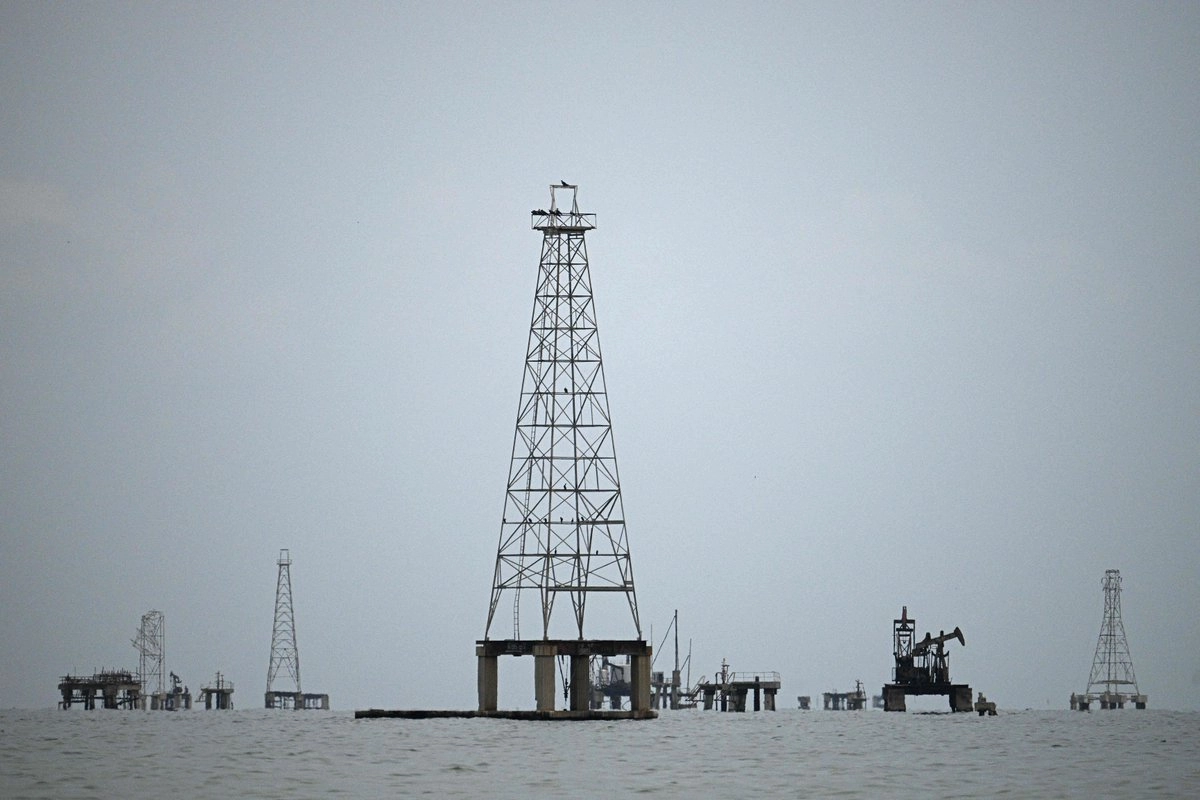 EE. UU. controlará indefinidamente las ventas de petróleo venezolano